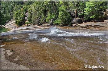 oberhalb des Emerald Pool 3